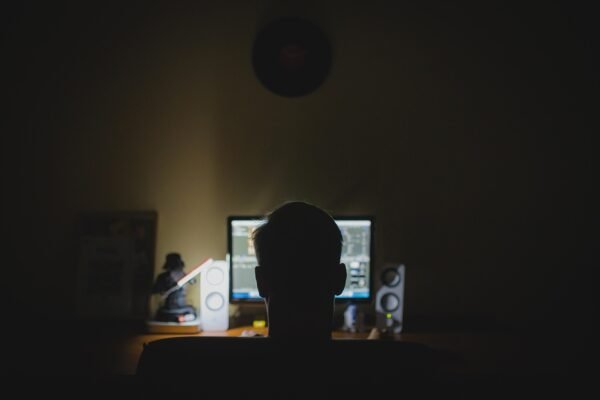 AIs Promise, Users Peril: Safeguarding Autonomy.